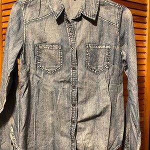 Maurice’s denim chambray button down shirt